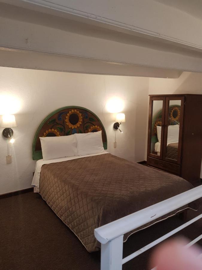 Hotel Meson Mariano Matamoros Querétaro Eksteriør billede