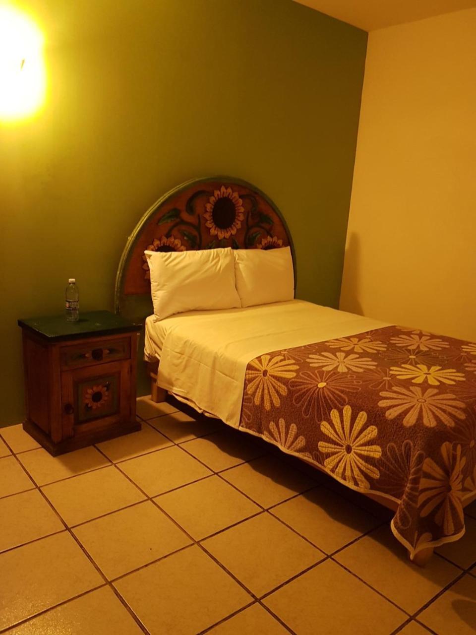 Hotel Meson Mariano Matamoros Querétaro Eksteriør billede
